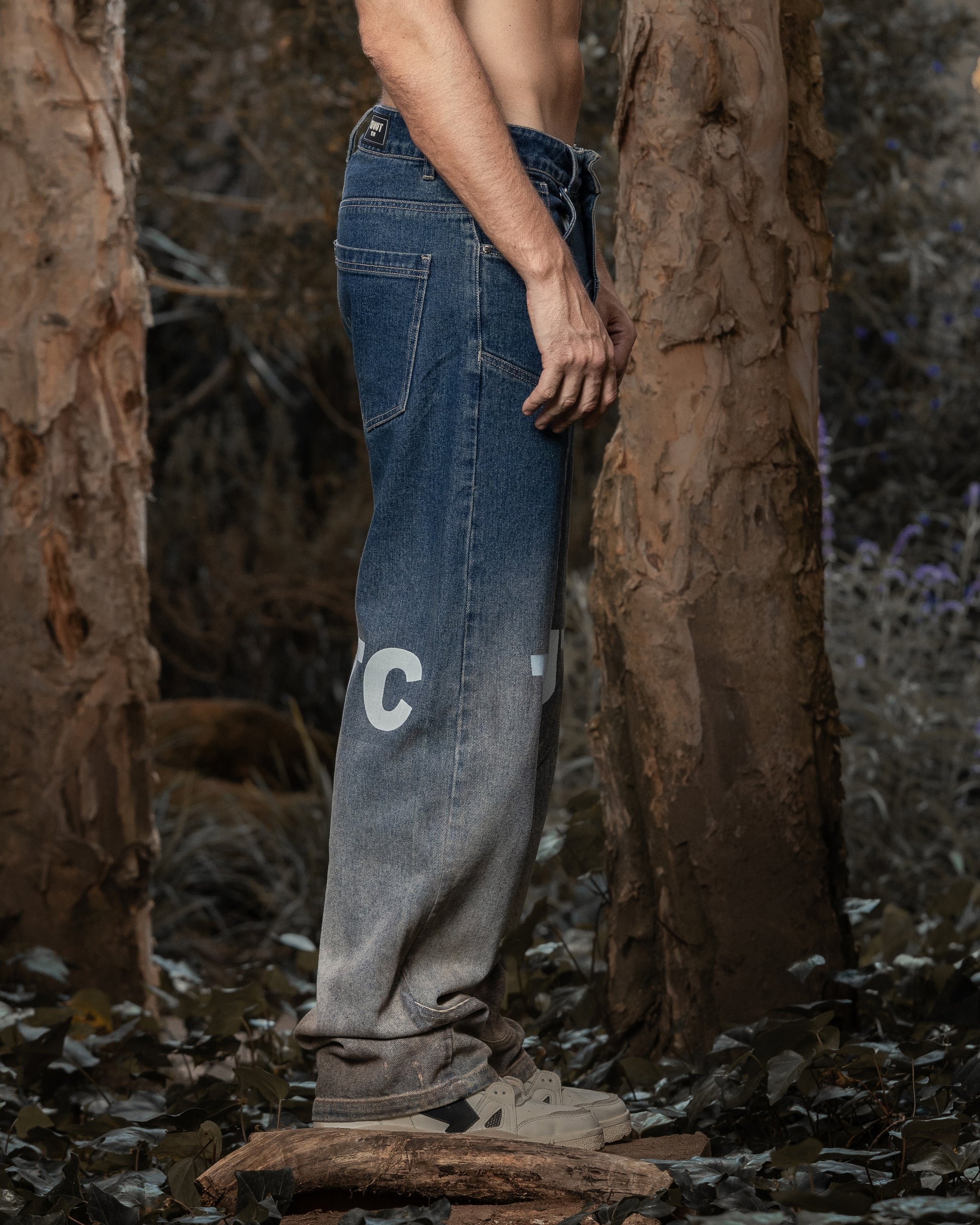 TREASURE JEAN