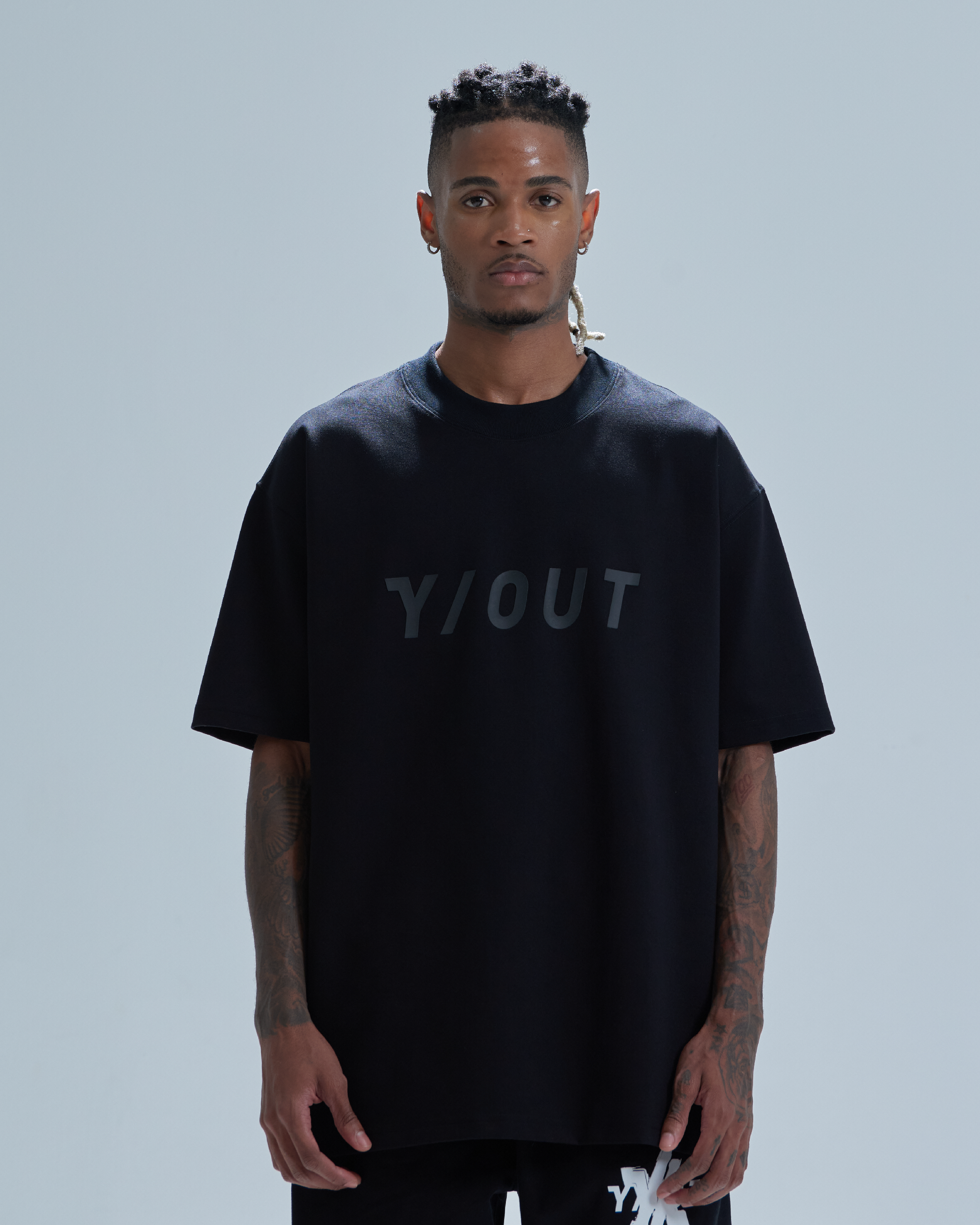 T-SHIRT PULL UP