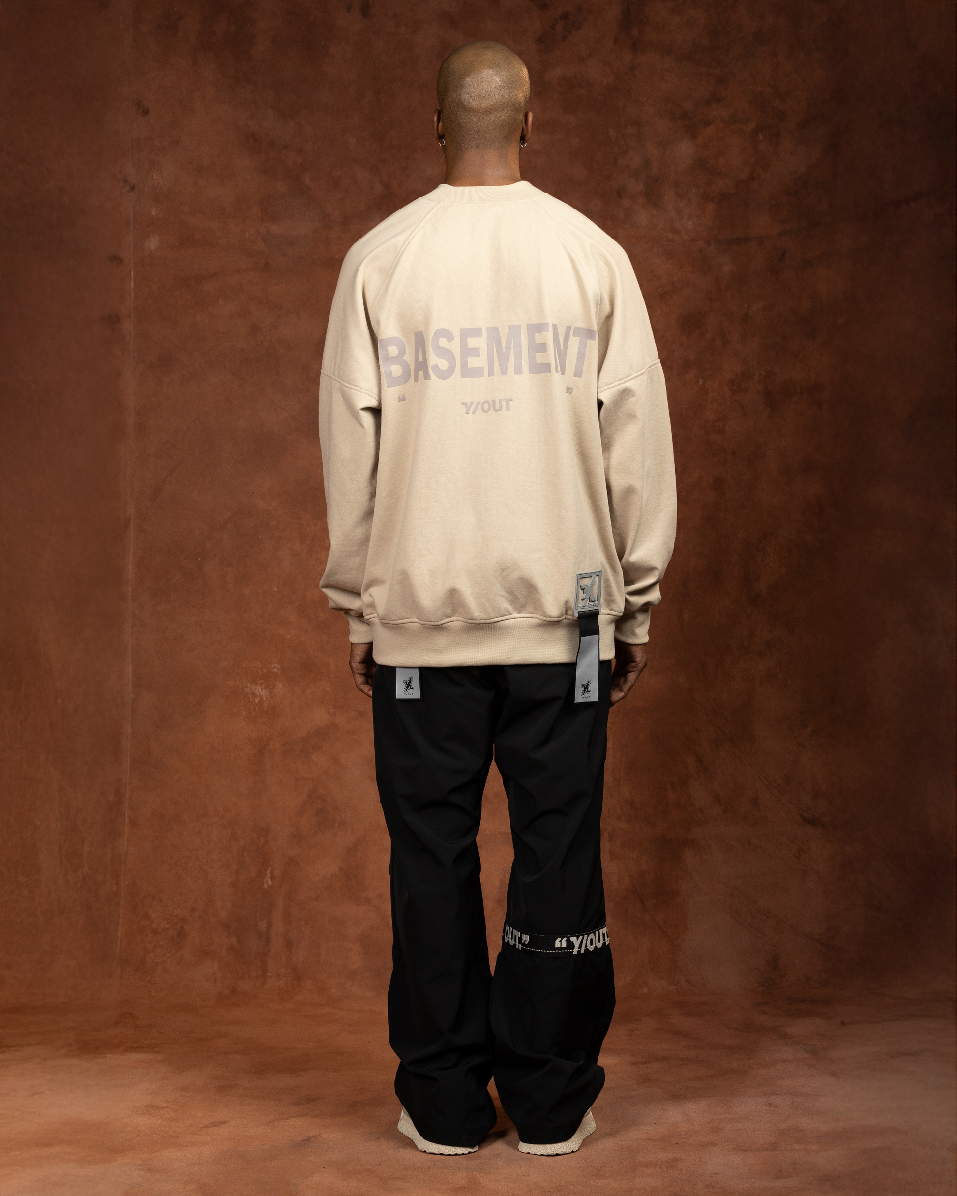 ADVISORY SWEATSHIRT