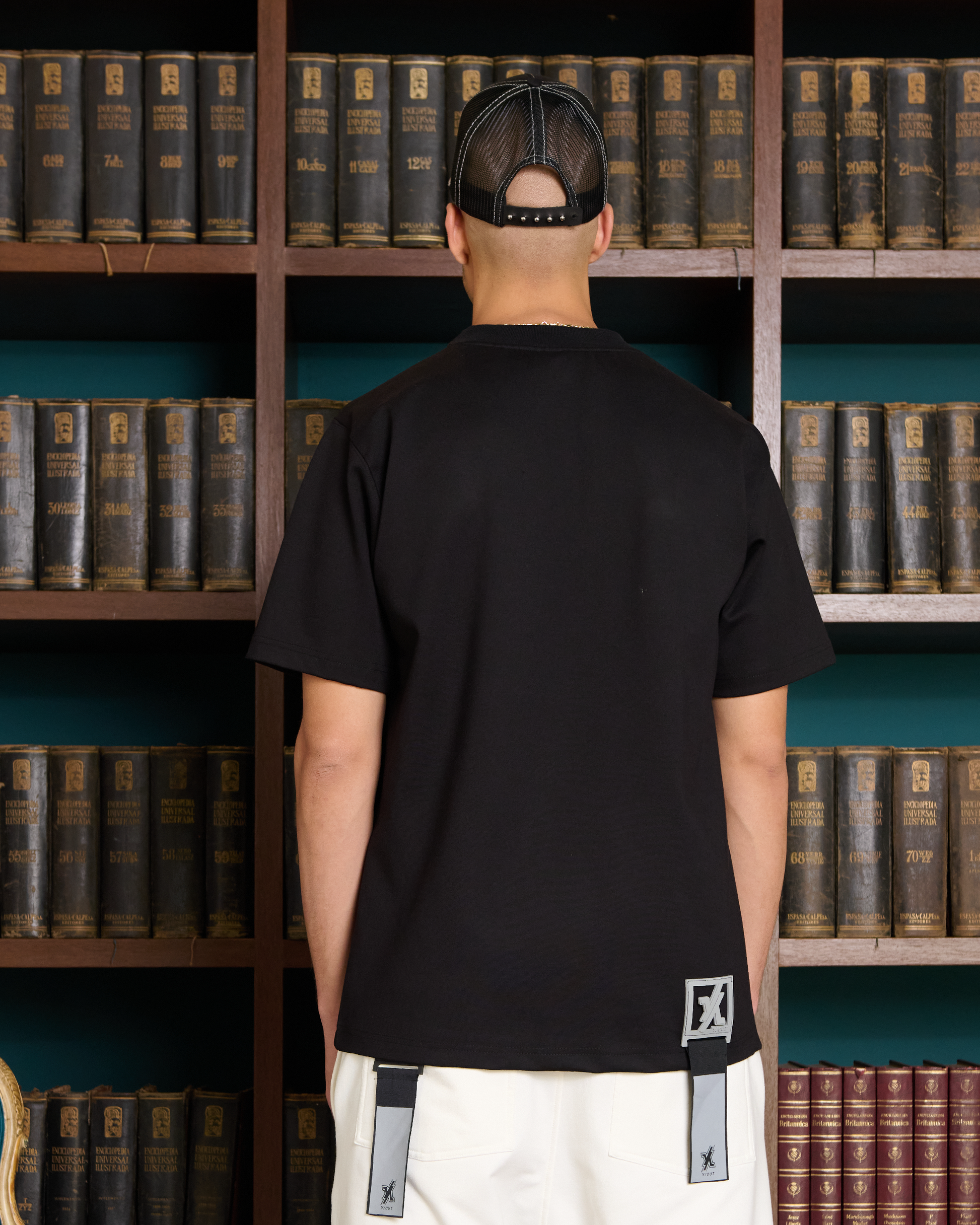 GENUINE T-SHIRT