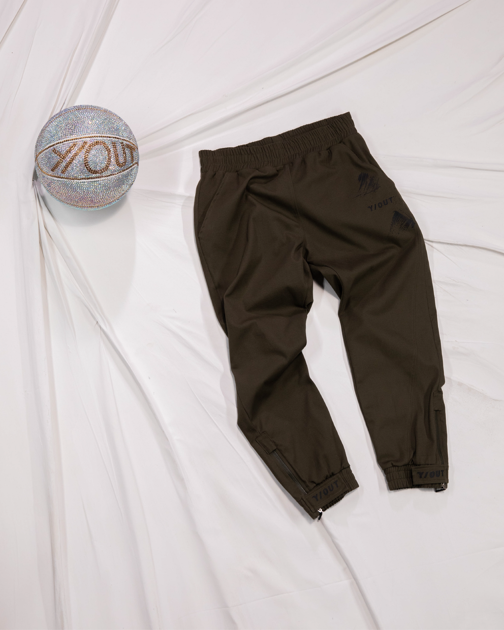 JOGGER OUT