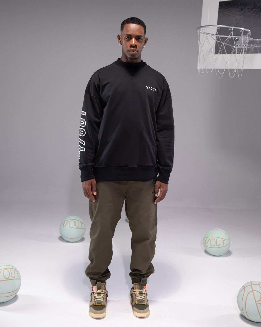 JOGGER OUT