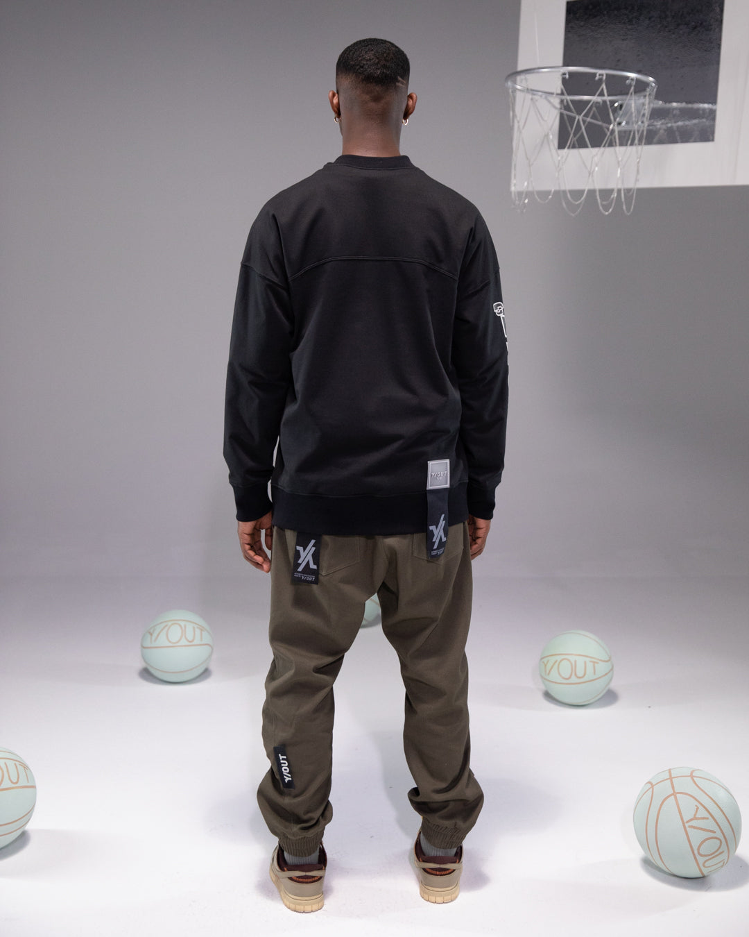 JOGGER OUT