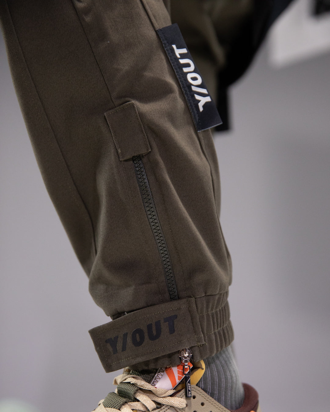 JOGGER OUT