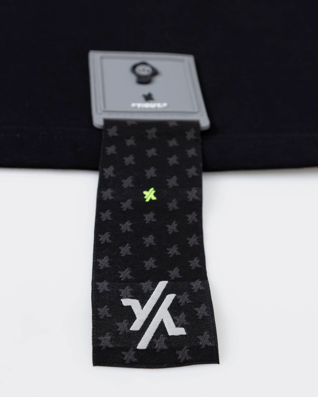 NECK T-SHIRT