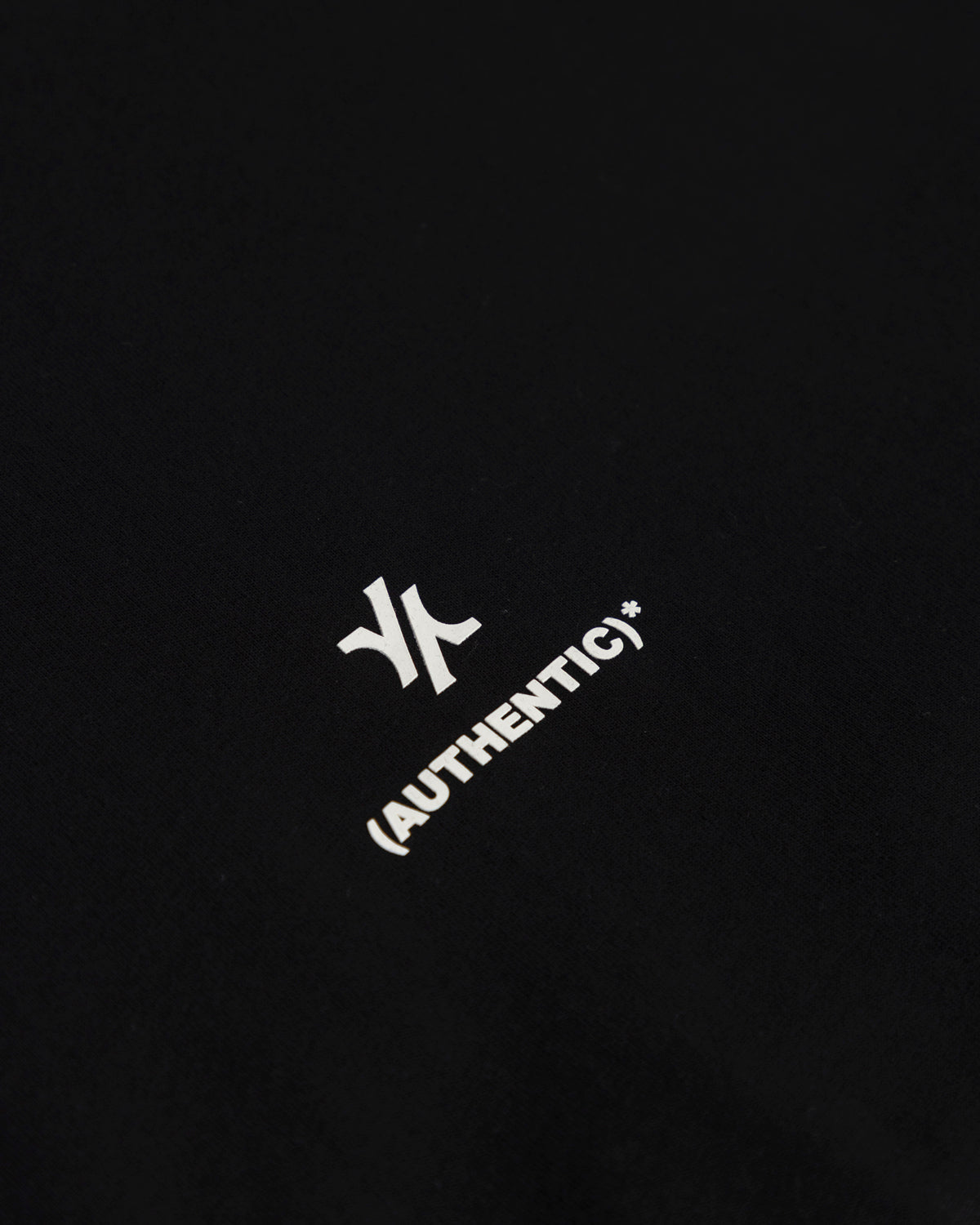 ISOTYPE BOX T-SHIRT-5