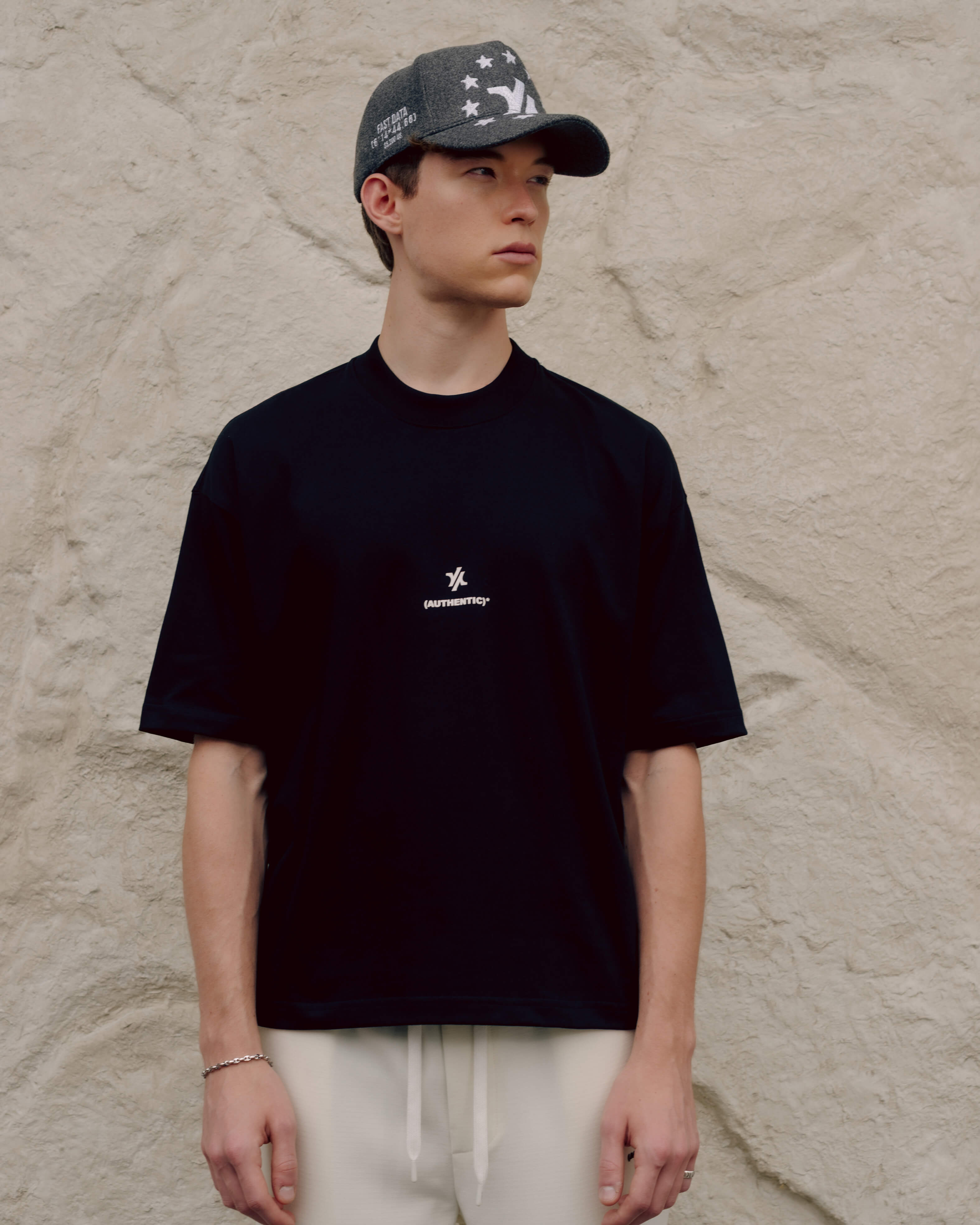 ISOTYPE BOX T-SHIRT