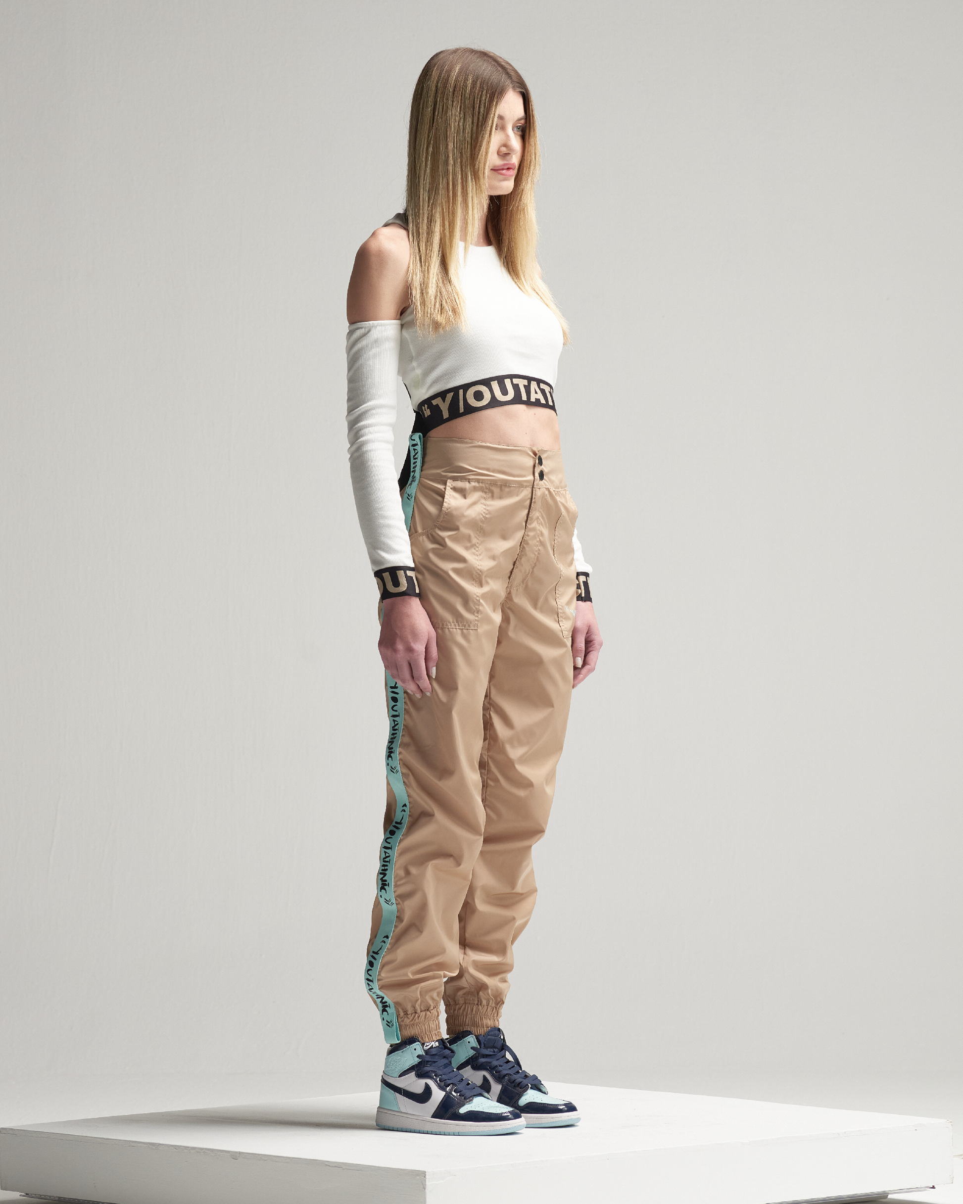 CROP TOP UNIQUE