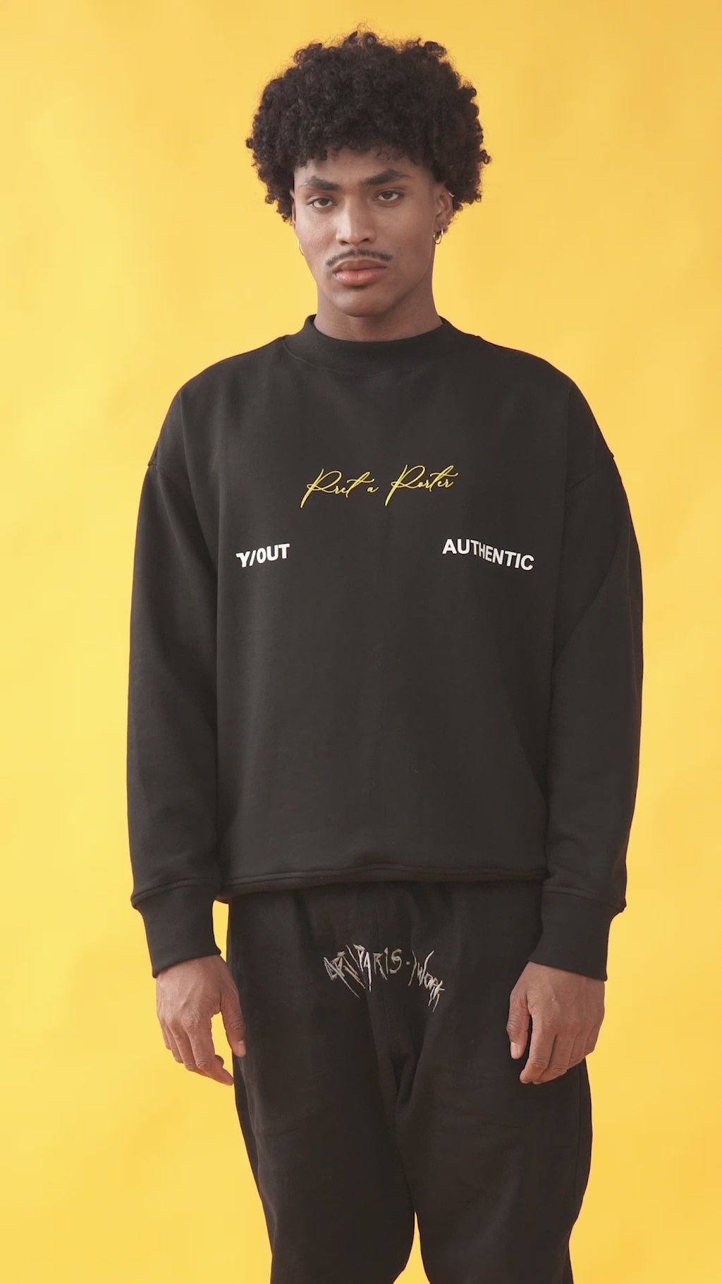LA MODE SWEATER
