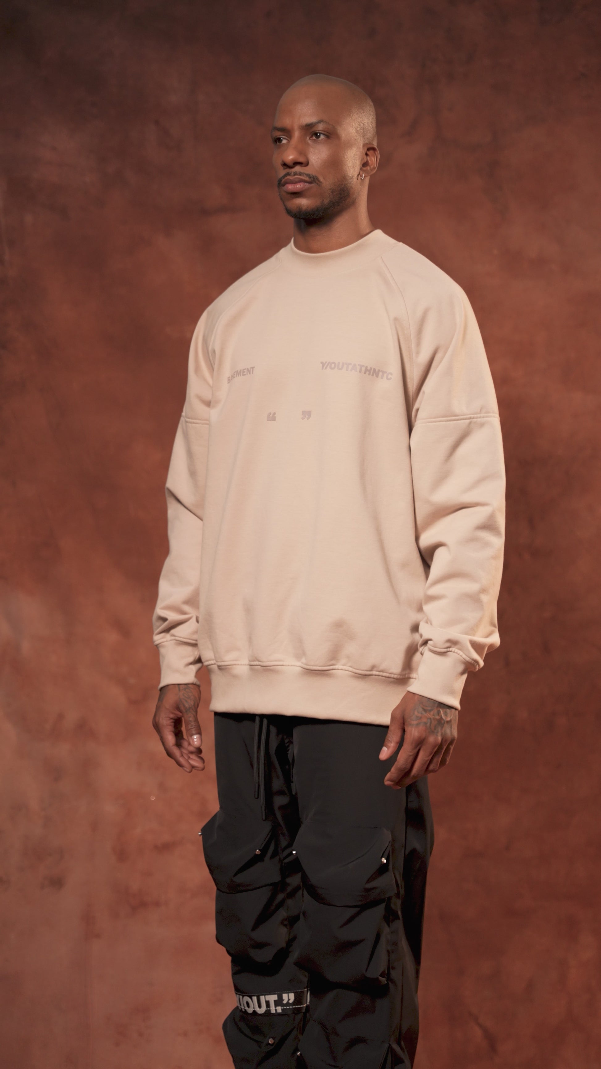 ADVISORY SWEATSHIRT