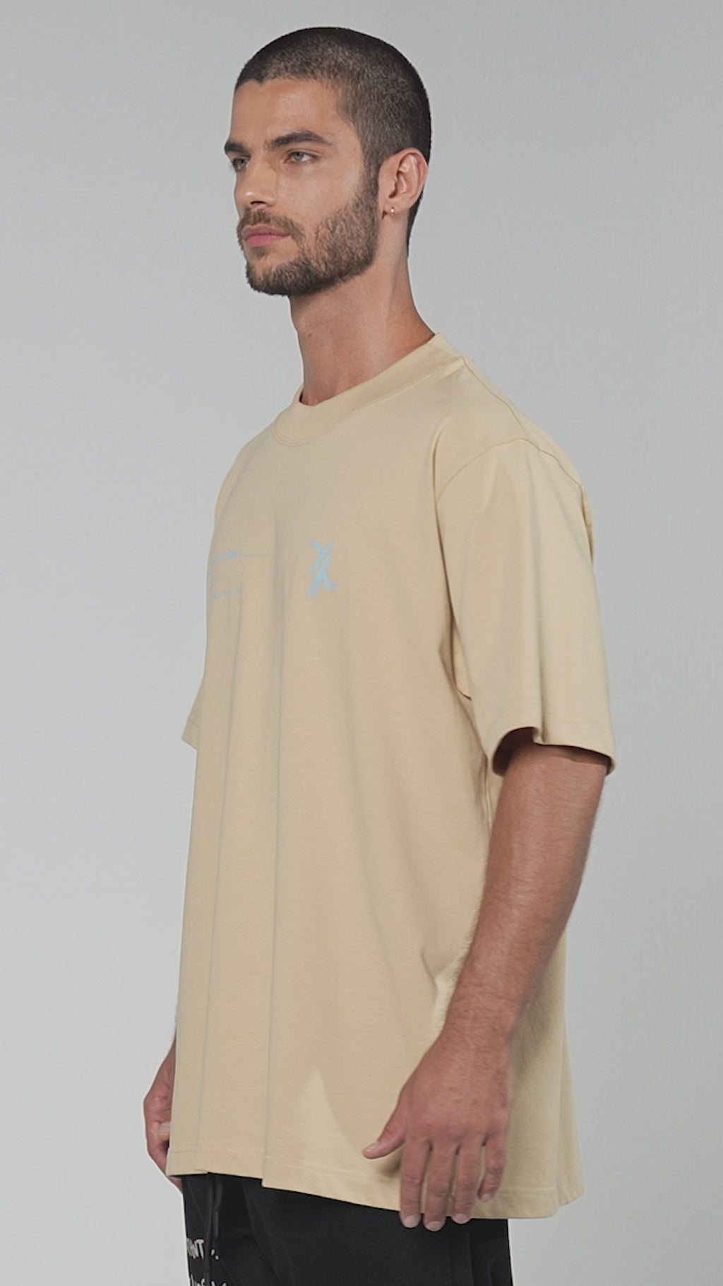 JINNS T-SHIRTS