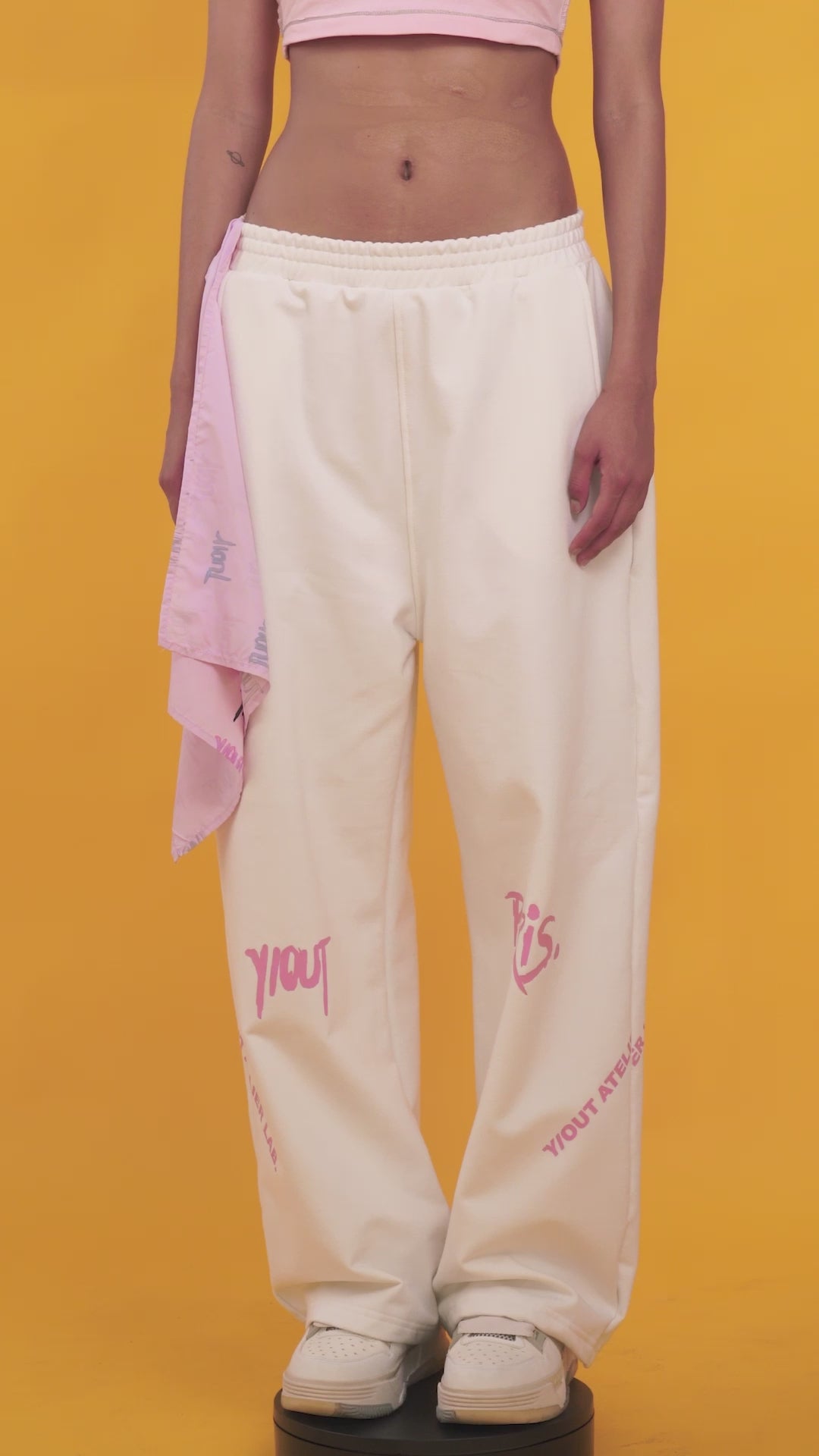 QUARTIER PANTS