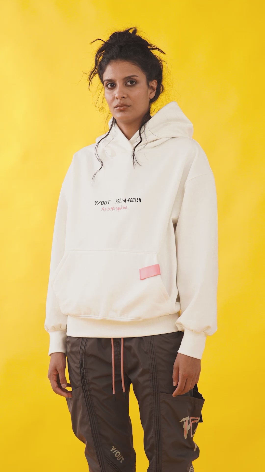 AVENUE HOODIE