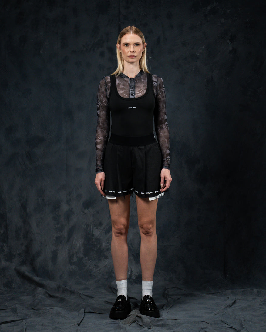 URBAN CLASSY SHORT