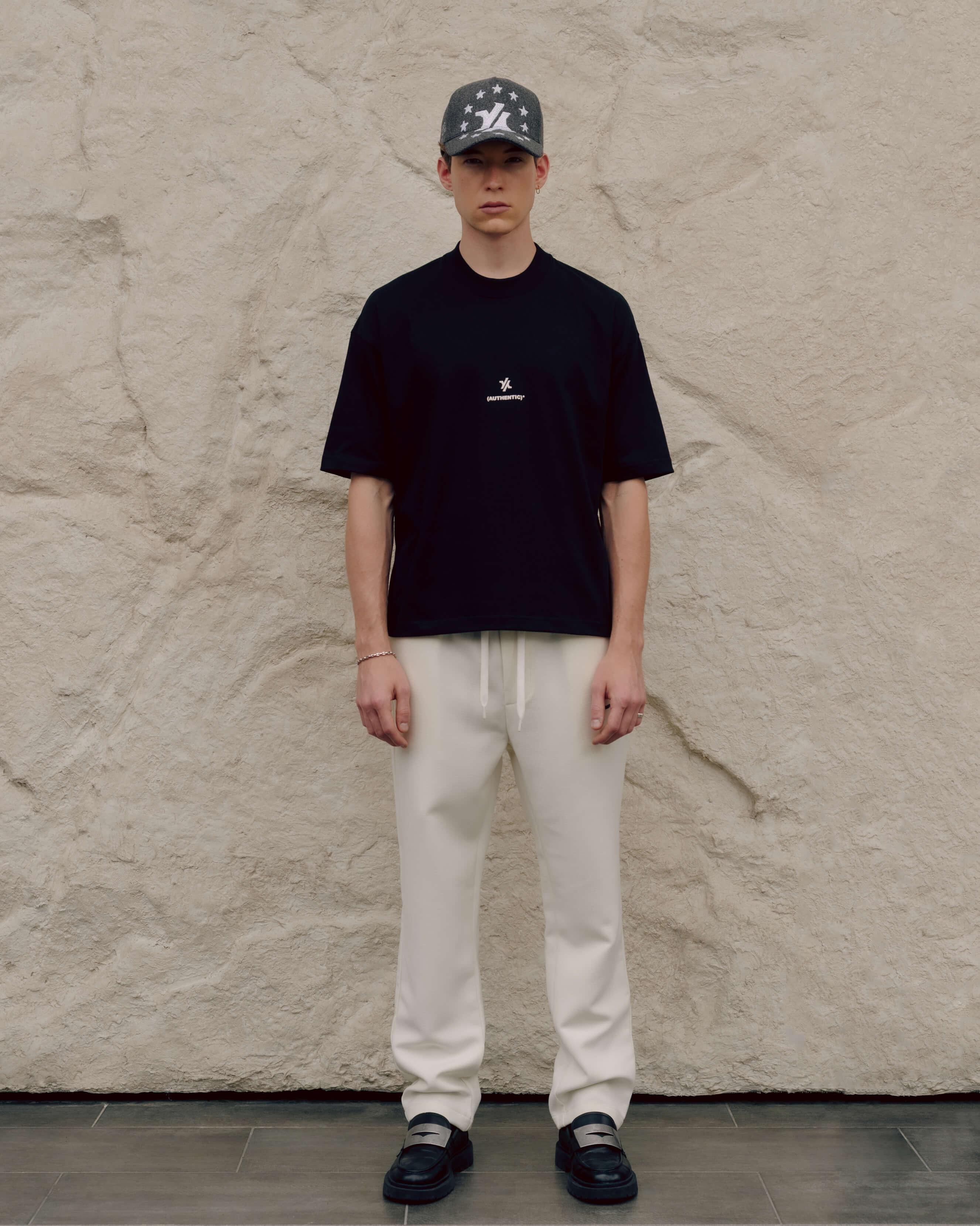 ISOTYPE BOX T-SHIRT-3