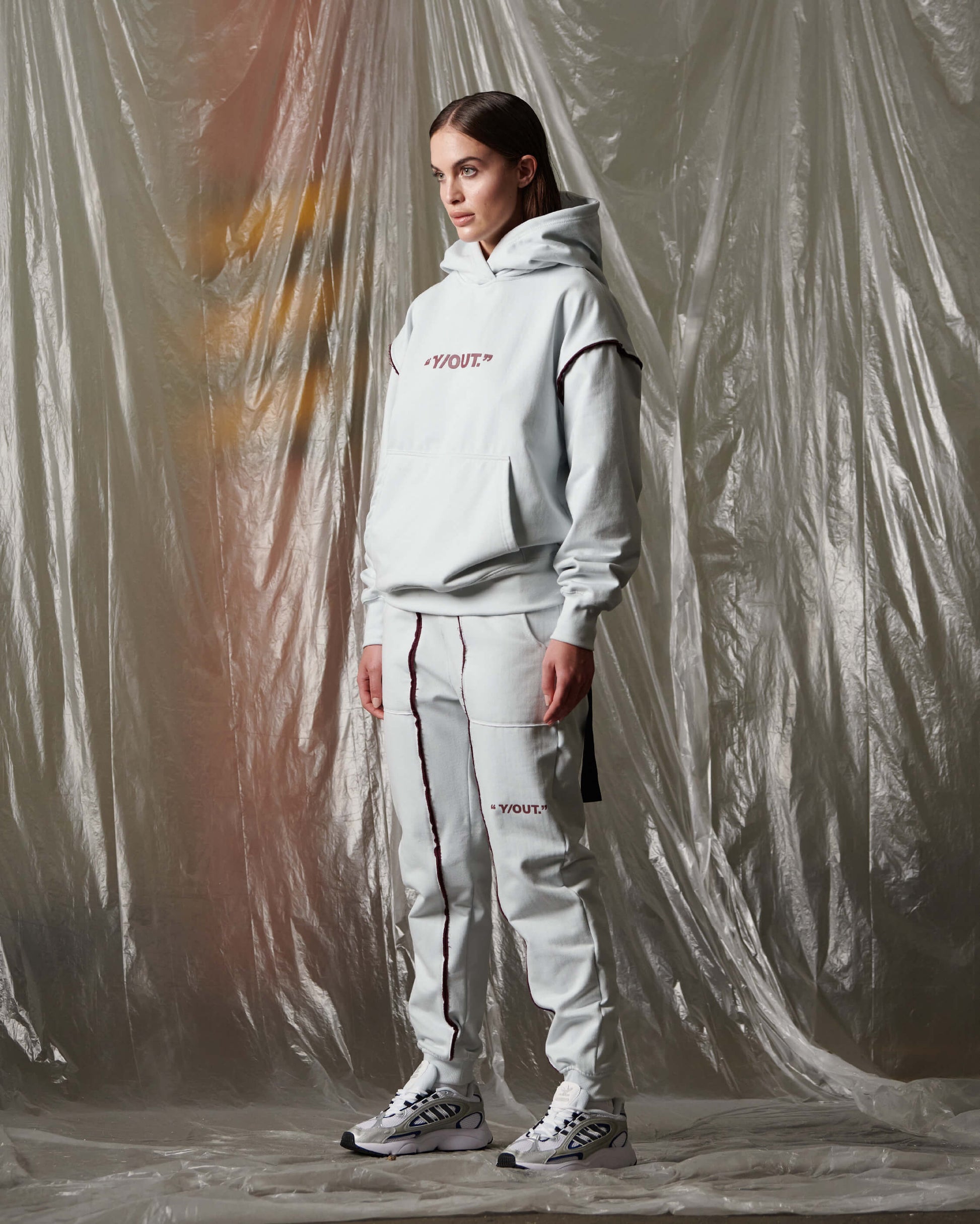 NATRON HOODIE