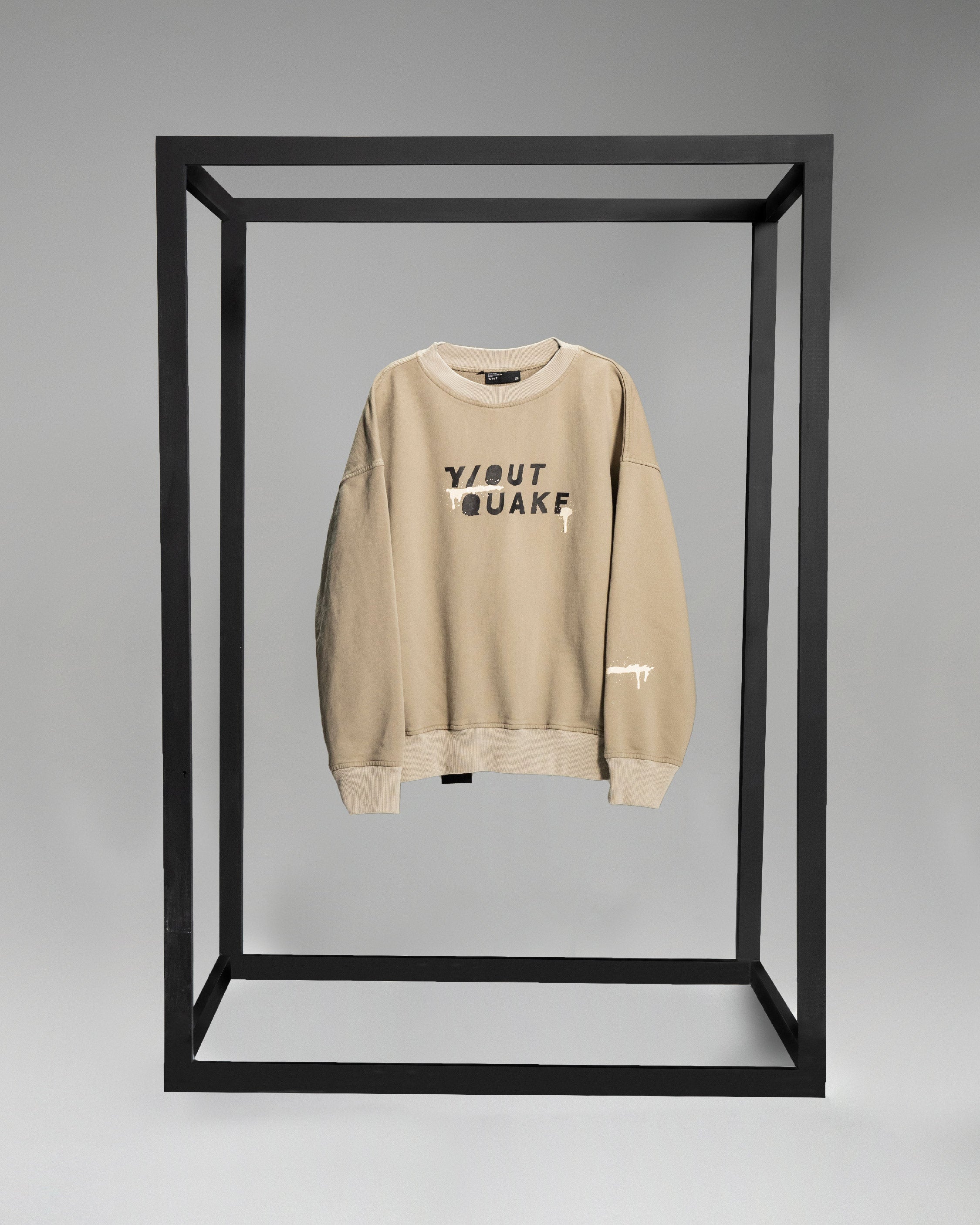 CREWNECK SPRAYED-1