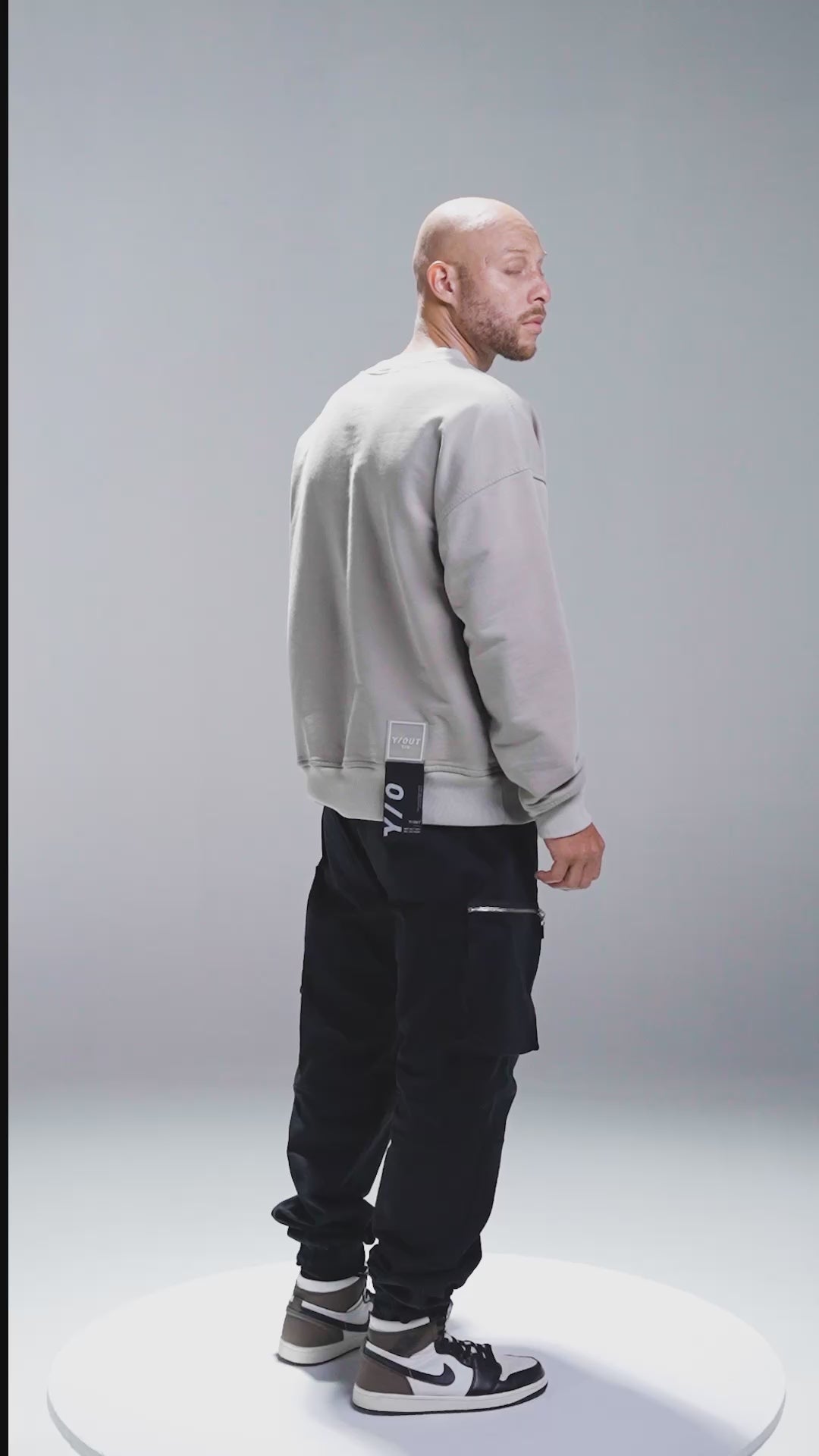 CREWNECK SPRAYED-6